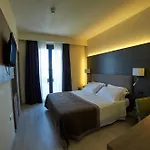 Giardino Hotel Arona
