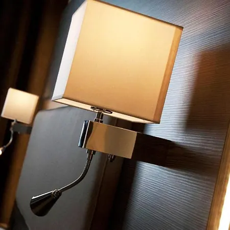 Giardino Szálloda Arona