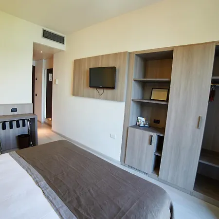 Giardino Hotell