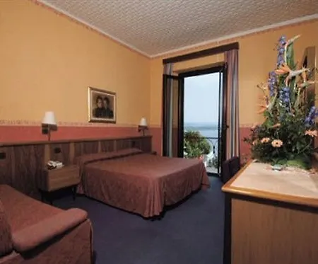 Giardino Hotel Arona