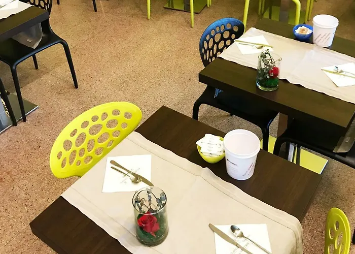 Hotel Giardino Arona